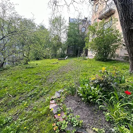 котляревського з садом