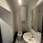котляревського з садом Apartment *
