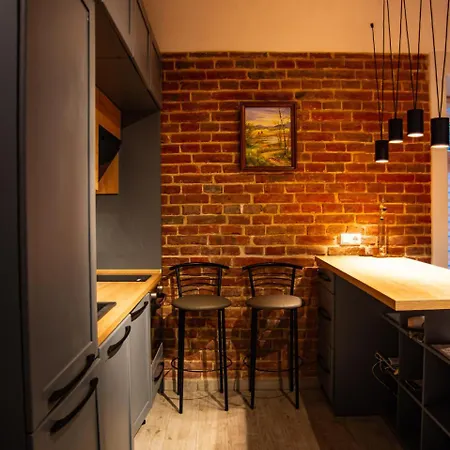 Апартаменты котляревського з садом *